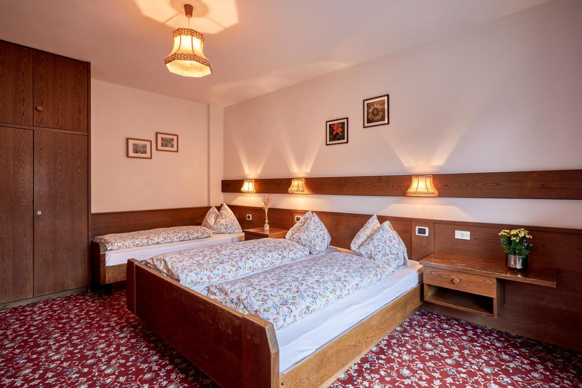 Ferienpension Zummüllerhof Natz-Schabs Habitación foto
